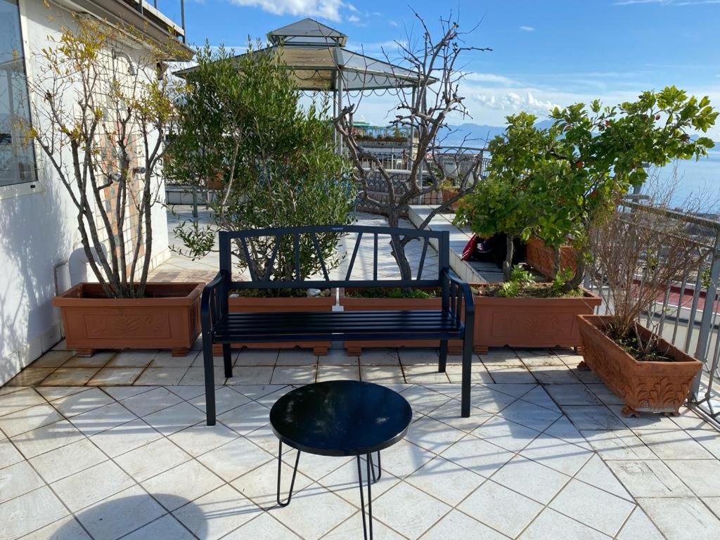 Terrazza Morghen Panoramic Rooftop Napels Buitenkant foto