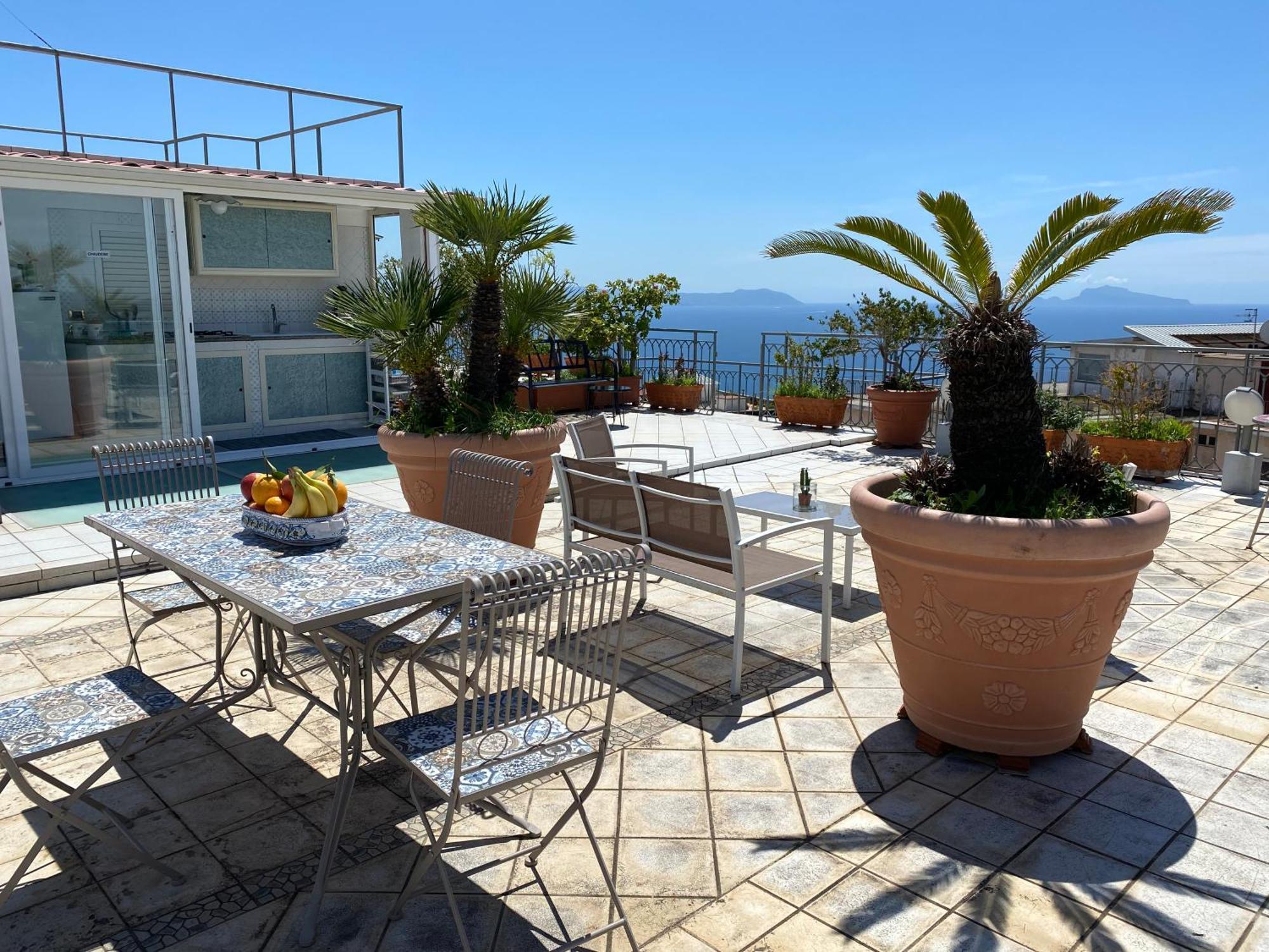 Terrazza Morghen Panoramic Rooftop Napels Buitenkant foto